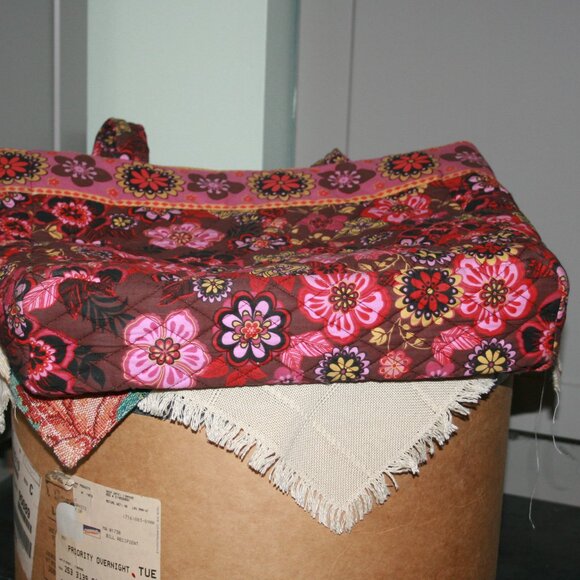 MaggiB Tote Bag - Picture 4 of 7